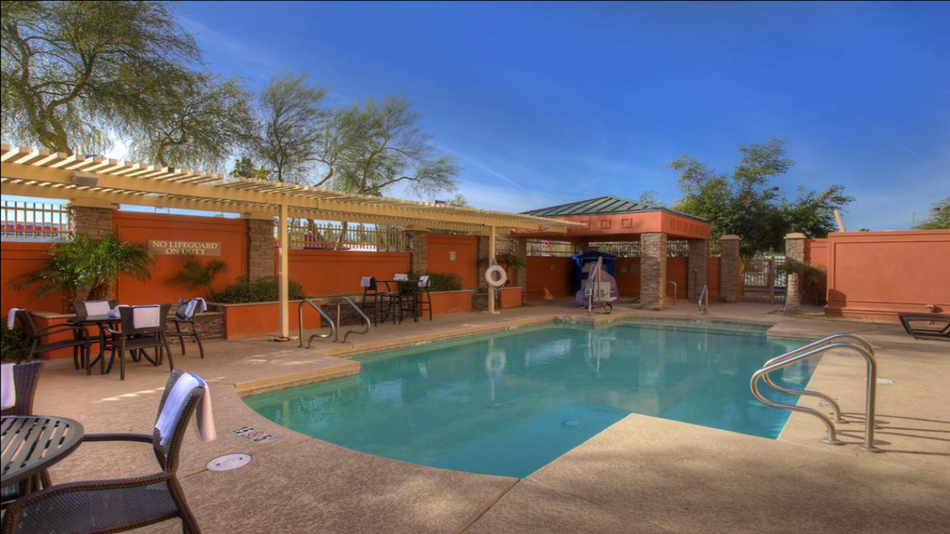 Holiday Inn Express Hotel & Suites Tempe By Ihg מראה חיצוני תמונה