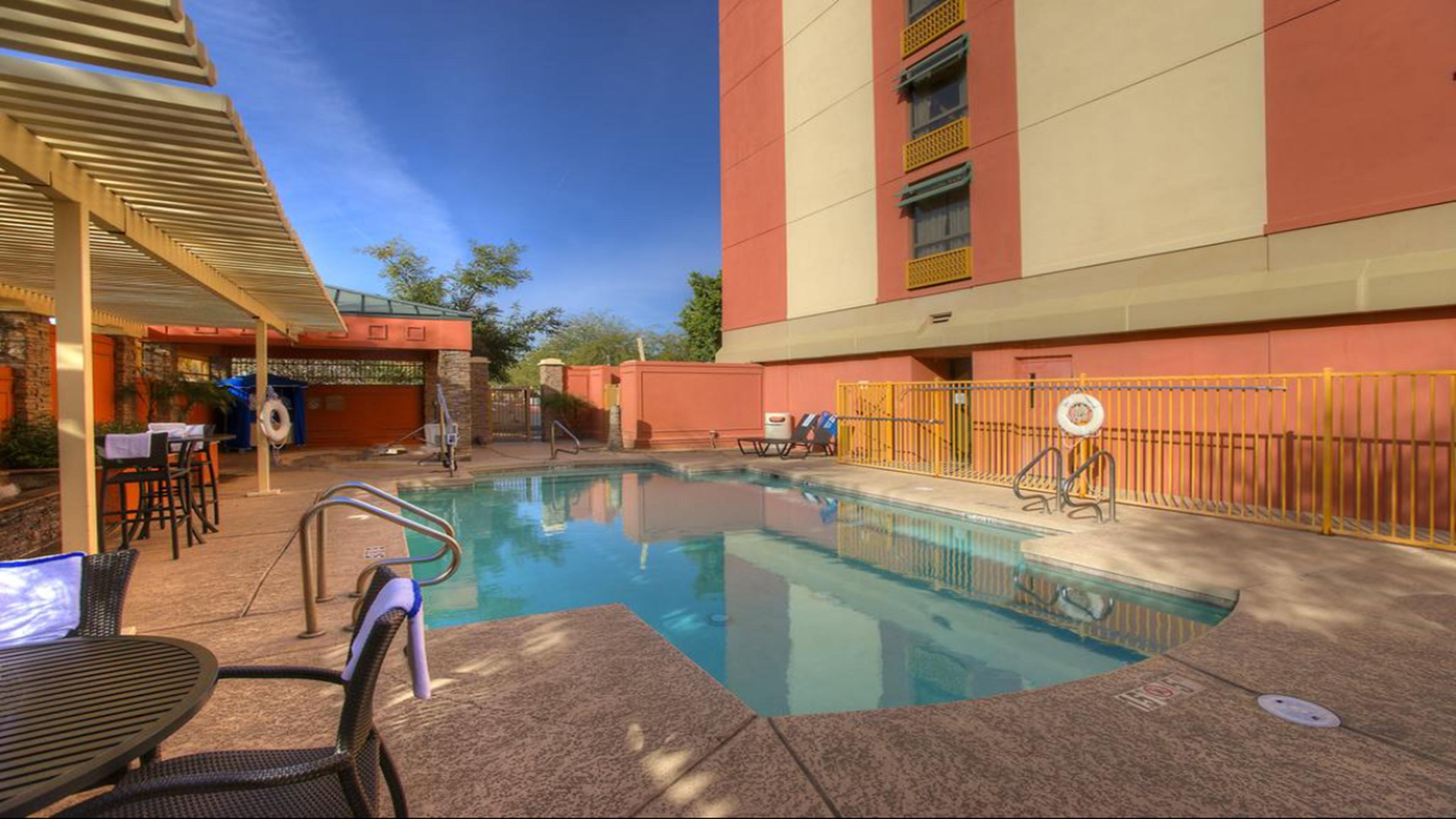 Holiday Inn Express Hotel & Suites Tempe By Ihg מראה חיצוני תמונה